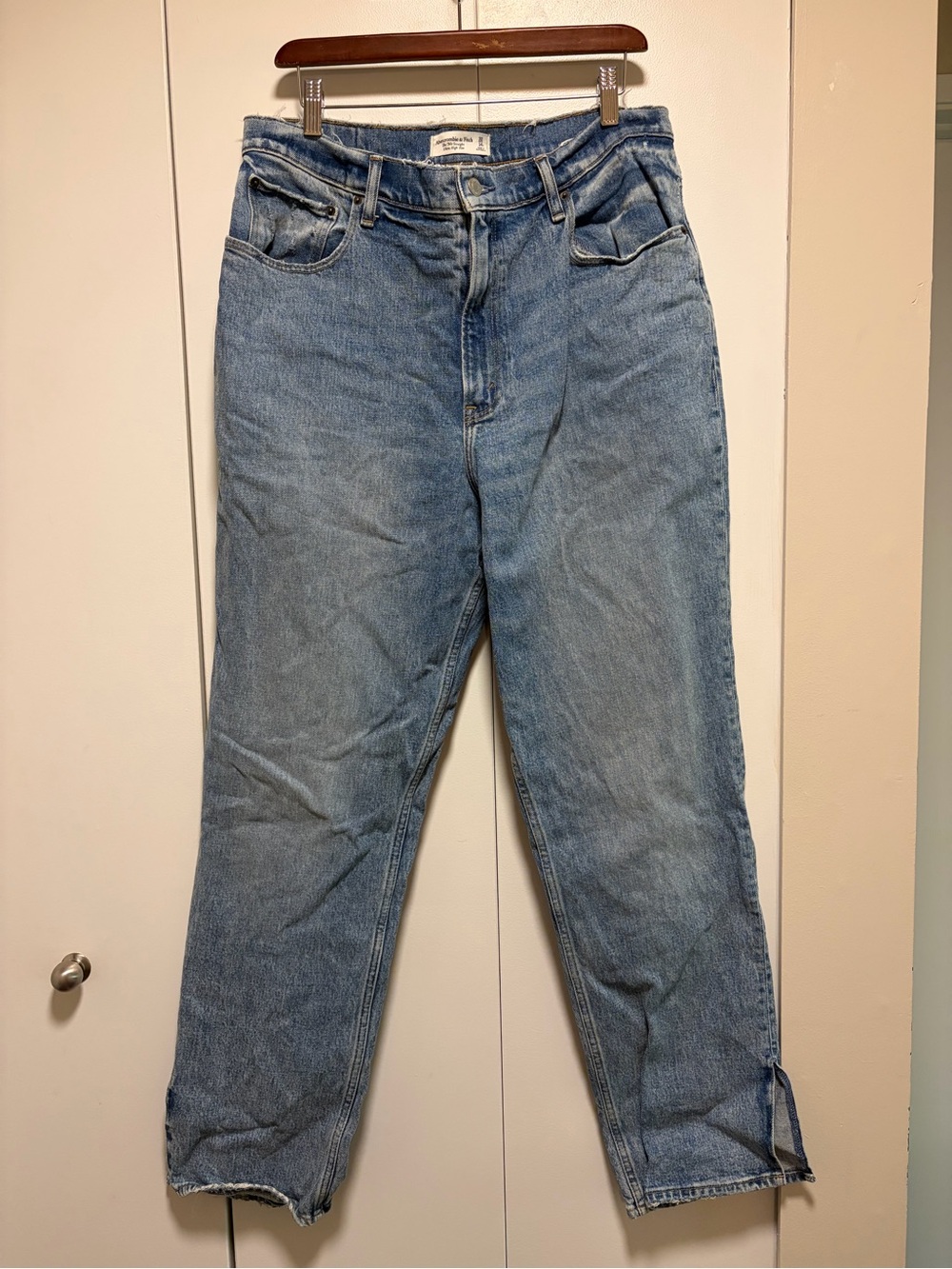 Abercrombie & Fitch The 90s Straight Ultra High Rise Jeans Curve Love